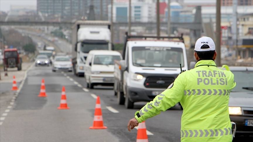 Trafik cezalarına büyük zam yolda! Meclis'te bu hafta kritik yasalar görüşülüyor 2